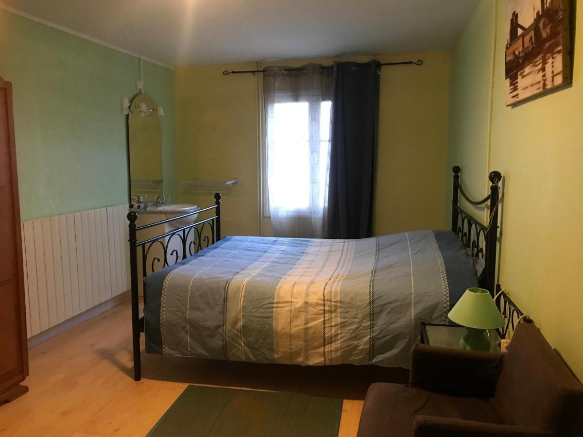 Dans Maison Champenoise